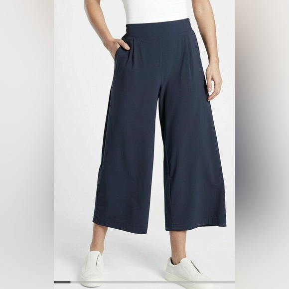 Athleta Brooklyn Navy Wide Leg Cropped Pants Sz 2 - Picture 1 of 6